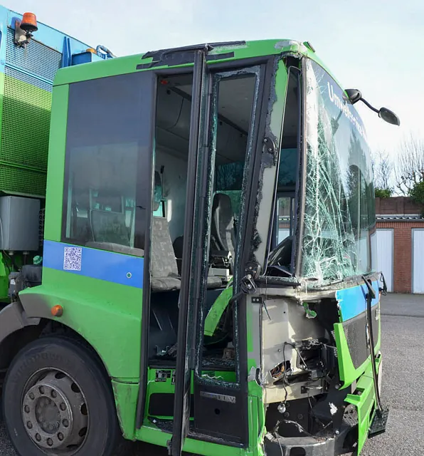 KFZ-Sachverständigenbüro Unfallgutachten Hamburg Leistungen 08
